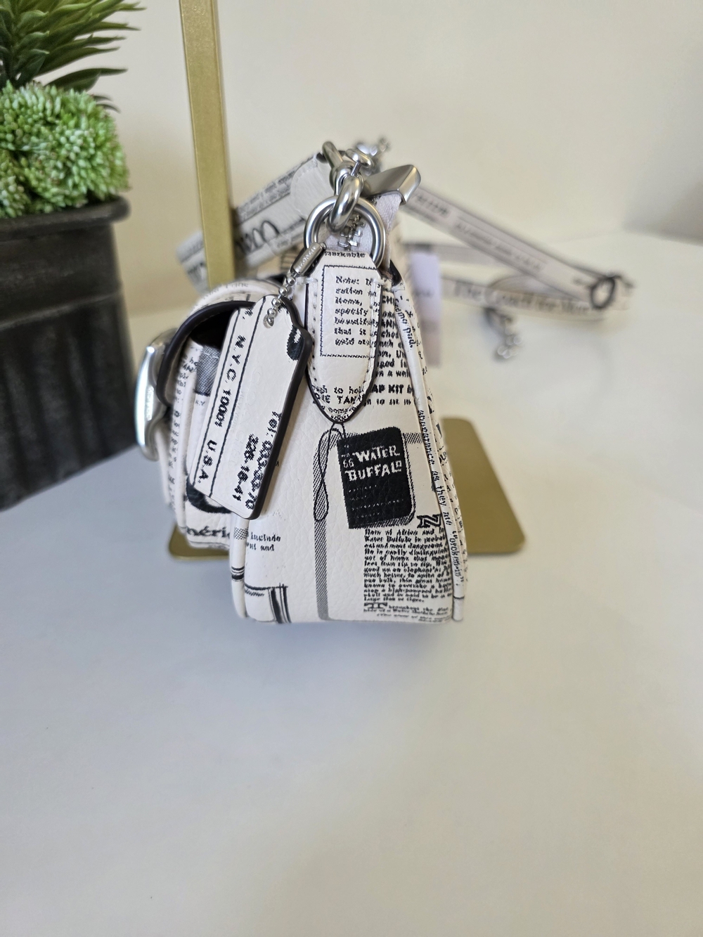 Coach Ashton Shoulder Crossbody Bag Newsprint NWT white Black Leather - Picture 8 of 14